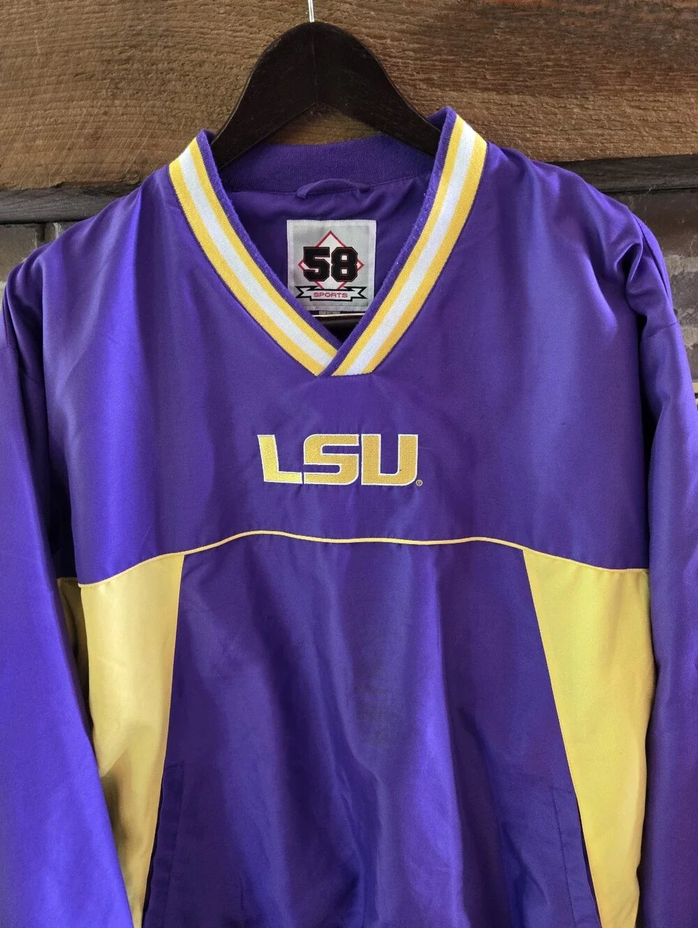 LSU 🐯🏈🏀⚾️⚽️ - Picture 2 of 9